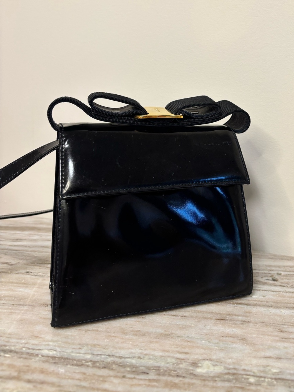 Salvatore Ferragamo Vara Bow Patent Leather Crossbody/Top Handle Bag Black Italy - Picture 6 of 16